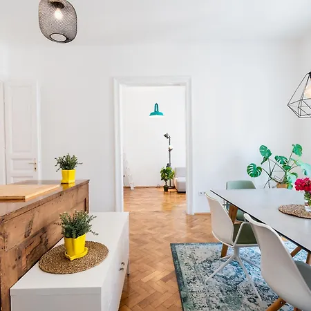 Lend Ist Trend- Chice 3 In Der شقة *